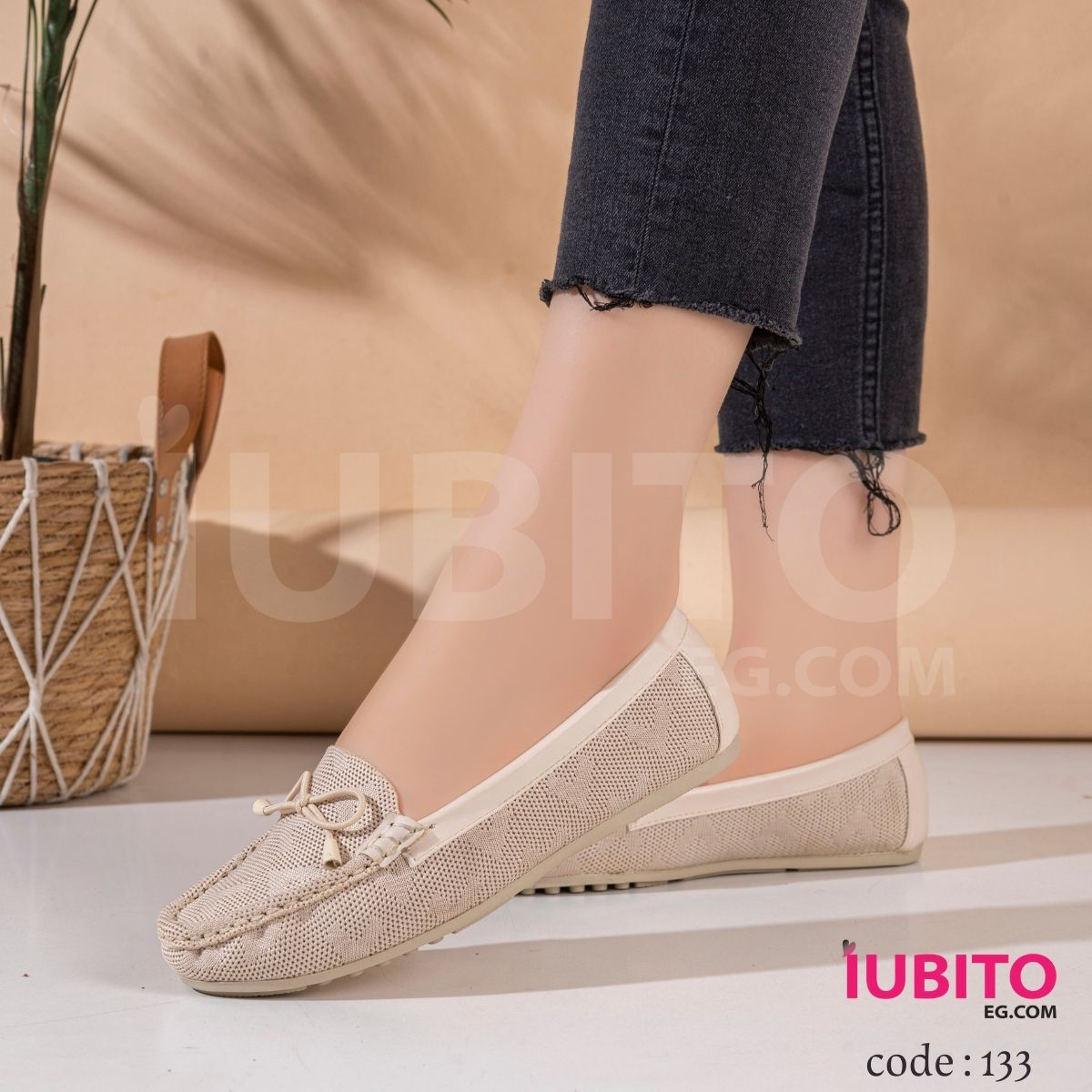 Women's flat shoes - beige - code (133)