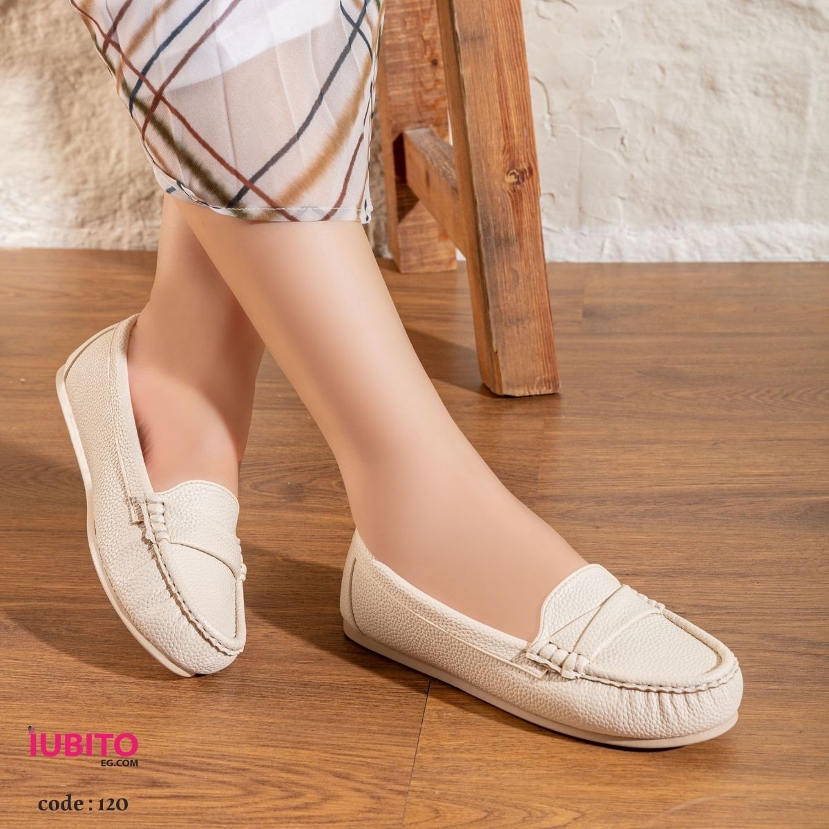 Women's flat shoes - beige - code (120)
