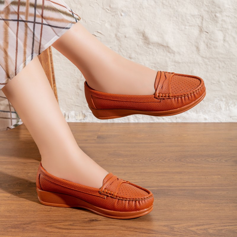 Women's shoes, 3 cm heel - Havana - Code (130)