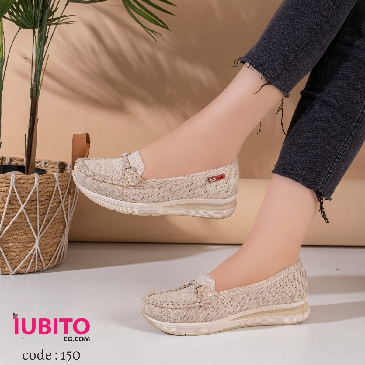 Women's shoes, 3 cm heel - beige - code (150)